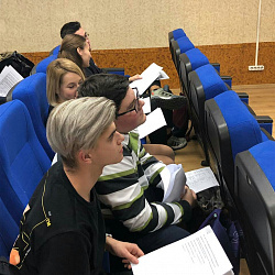 В университете состоялся круглый стол на тему «Роль таможенных органов в защите экономических интересов России»