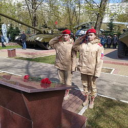 Юнармейцы колледжа РТУ МИРЭА поучаствовали в акции к годовщине Победы в Великой Отечественной войне