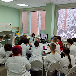 ИТХТ имени М.В. Ломоносова провёл зимнюю стажировку для студентов в мегалабораториях
