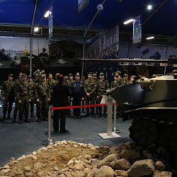 Студенты военного учебного центра посетили музейный комплекс