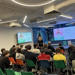 Студенты-экономисты РТУ МИРЭА освоили тонкости налогового режима для самозанятых