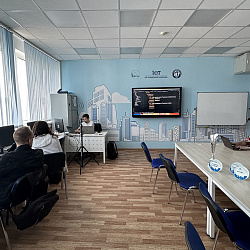 В РТУ МИРЭА состоялся мастер-класс «Основы разработки серверных приложений на java/kotlin с использованием Spring Boot 2»