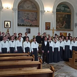 Камерный хор РТУ МИРЭА исполнил «Cantate Domino» Дж. Эльбердина в Римско-Католическом приходе Святой Ольги