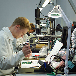 По результатам опроса от РТУ МИРЭА, почти половина российских научных работников мечтали стать учёными с 11 лет