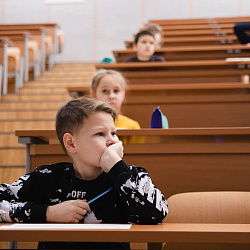 Олимпиада «Дважды два» и математические праздники прошли в РТУ МИРЭА для учащихся младшей и средней школы