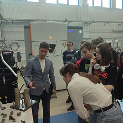 Студенты Института перспективных технологий и индустриального программирования посетили ряд ведущих материаловедческих предприятий