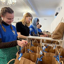 Студенты РТУ МИРЭА провели предновогоднюю благотворительную экспедицию в Николо-Сольбинский монастырь