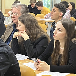 Студенты РТУ МИРЭА приняли участие в работе V Московского академического экономического форума
