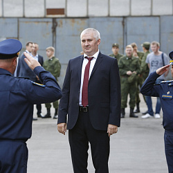 Прошло вручение погон выпускникам военной кафедры РТУ МИРЭА