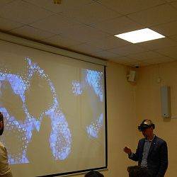 В Институте кибербезопасности и цифровых технологий прошёл мастер-класс по разработке AR-игры «Запомни Цвет»