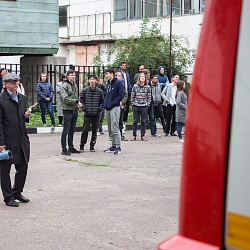 В университете прошла тренировка по эвакуации людей из здания общежития