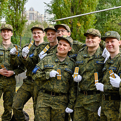 Состоялось торжественное вручение погон выпускникам ВУЦ при РТУ МИРЭА