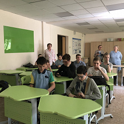Профориентационные мероприятия РТУ МИРЭА прошли в мае на базе школ и на площадке вуза