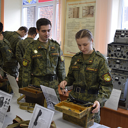Военный учебный центр РТУ МИРЭА провёл межвузовскую конференцию ко Дню военного связиста