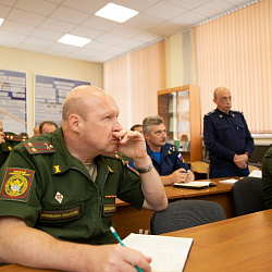 В Военном учебном центре обсудили дополнительные направления подготовки студентов