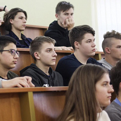 Студентам Колледжа рассказали о проблемах экстремизма в молодёжной среде