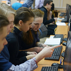 Более 400 школьников сдали практическую часть предпрофессионального экзамена на базе МИРЭА