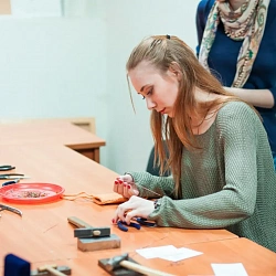 Профориентационная работа Университета в апреле: 7 тематических экскурсий для абитуриентов и 4 мероприятия для школьников