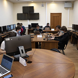 РТУ МИРЭА провёл соревнования по информационной безопасности для школьников «Кибербиатлон 2021»