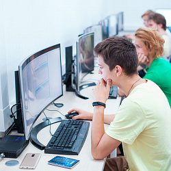 Объявлены победители хакатона в рамках интенсива Samsung Android Bootcamp, прошедшего в Детском технопарке «Альтаир» РТУ МИРЭА