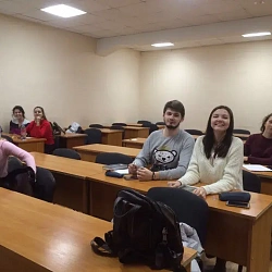 В университете состоялся круглый стол «Зарубежный опыт обеспечения экономической безопасности»