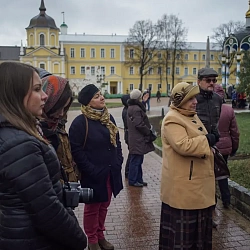Группа студентов и преподавателей университета посетила Троице-Сергиеву Лавру