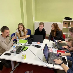 Команда с участием студентов Института информационных технологий победила на хакатоне URBAN Technology
