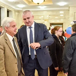 Министр образования и науки Российской Федерации Ольга Юрьевна Васильева посетила стенд Московского технологического университета на Фестивале науки NAUKA0+