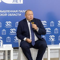 Заместитель директора Института радиоэлектроники и информатики выступил на Дне эксперта системы Торгово-промышленных палат Московской области