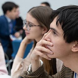 В РТУ МИРЭА состоялась межвузовская историческая викторина «Сильна героями Россия»