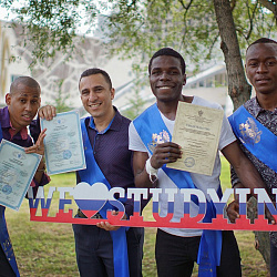 Выпускники подготовительного отделения для иностранных граждан получили сертификаты