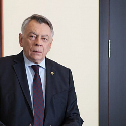 Коллектив РТУ МИРЭА поздравляет Президента Университета с днём рождения