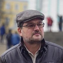Группа студентов и преподавателей университета посетила Троице-Сергиеву Лавру