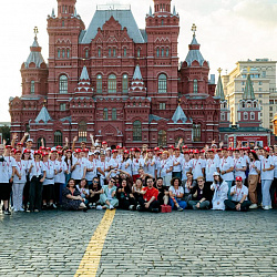 Студенты Института технологий управления стали волонтёрами на фестивале «Спасская башня»