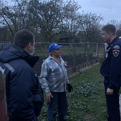 Добровольцы Всероссийского студенческого корпуса спасателей посетили жителей после ЧС в Рязанской области