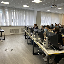 В Институте информационных технологий стартовали традиционные дополнительные курсы от предприятий-партнёров