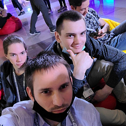 Студенты и преподаватели Института комплексной безопасности и специального приборостроения посетили международный форум от Positive Hack Days