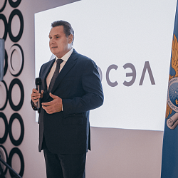 Студенты РТУ МИРЭА получили стипендии от «Росэлектроники»