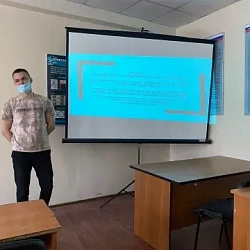 Кружок «Креативная экономика» организовал дискуссию о народных предприятиях
