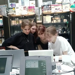 Студенты Колледжа программирования и кибербезопасности посетили Музей техники Apple