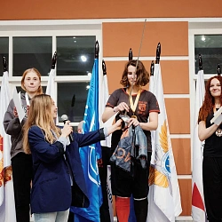 Студентка РТУ МИРЭА одержала победу в межуниверситетском турнире по историческому фехтованию