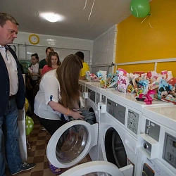 В общежитии университета на 11-й Парковой улице открылась прачечная