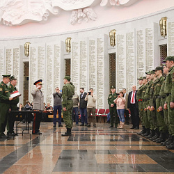 Выпускникам РТУ МИРЭА вручены погоны лейтенантов