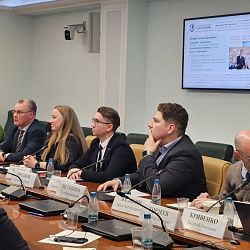 Лучшие практики РТУ МИРЭА по подготовке кадров для обеспечения технологического лидерства представили в Совете Федерации