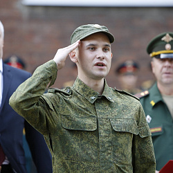 Прошло вручение погон выпускникам военной кафедры РТУ МИРЭА