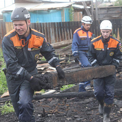 Студенты-спасатели вернулись из Красноярского края