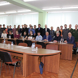 Студенты и аспиранты университета приняли участие в молодежной конференции АО «НИИЭМ»