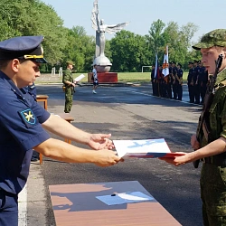 Студенты Московского технологического университета приняли военную присягу в войсковой части в городе Тамбове