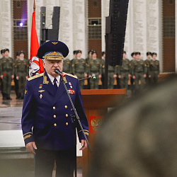 Выпускникам РТУ МИРЭА вручены погоны лейтенантов