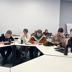 Студенты СНО «Спектр» Института радиоэлектроники и информатики приняли участие в научно-исследовательском интенсиве в г. Красноярске 